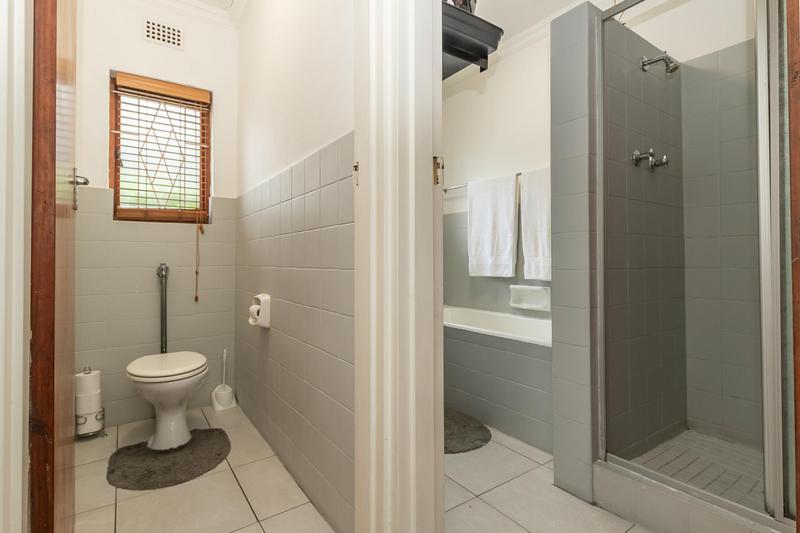 2 Bedroom Property for Sale in Pinelands Western Cape